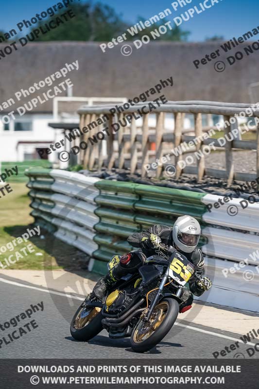 enduro digital images;event digital images;eventdigitalimages;mallory park;mallory park photographs;mallory park trackday;mallory park trackday photographs;no limits trackdays;peter wileman photography;racing digital images;trackday digital images;trackday photos